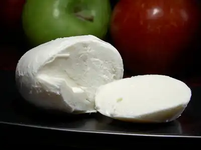 Mozzarella Cheese food storage guide